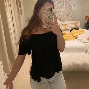 Off the shoulder flowy shirt